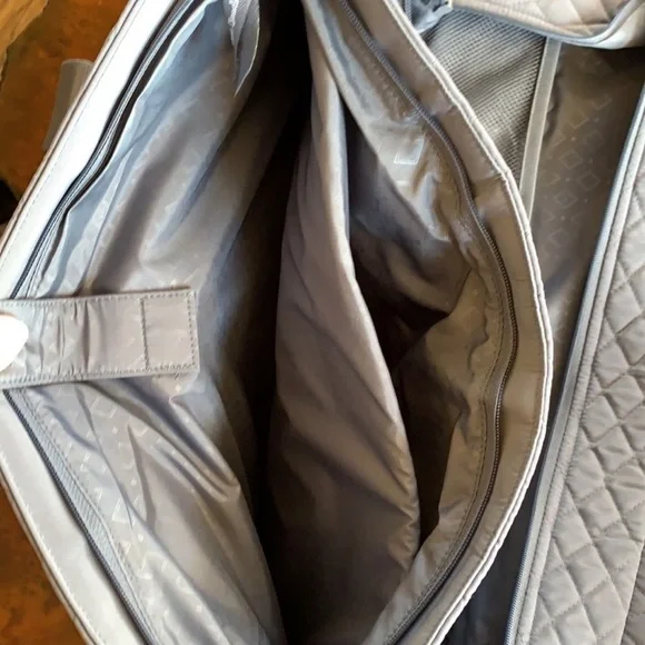 Triple Compartment Travel Bag - Carbon Grey - Picture 5 of 9